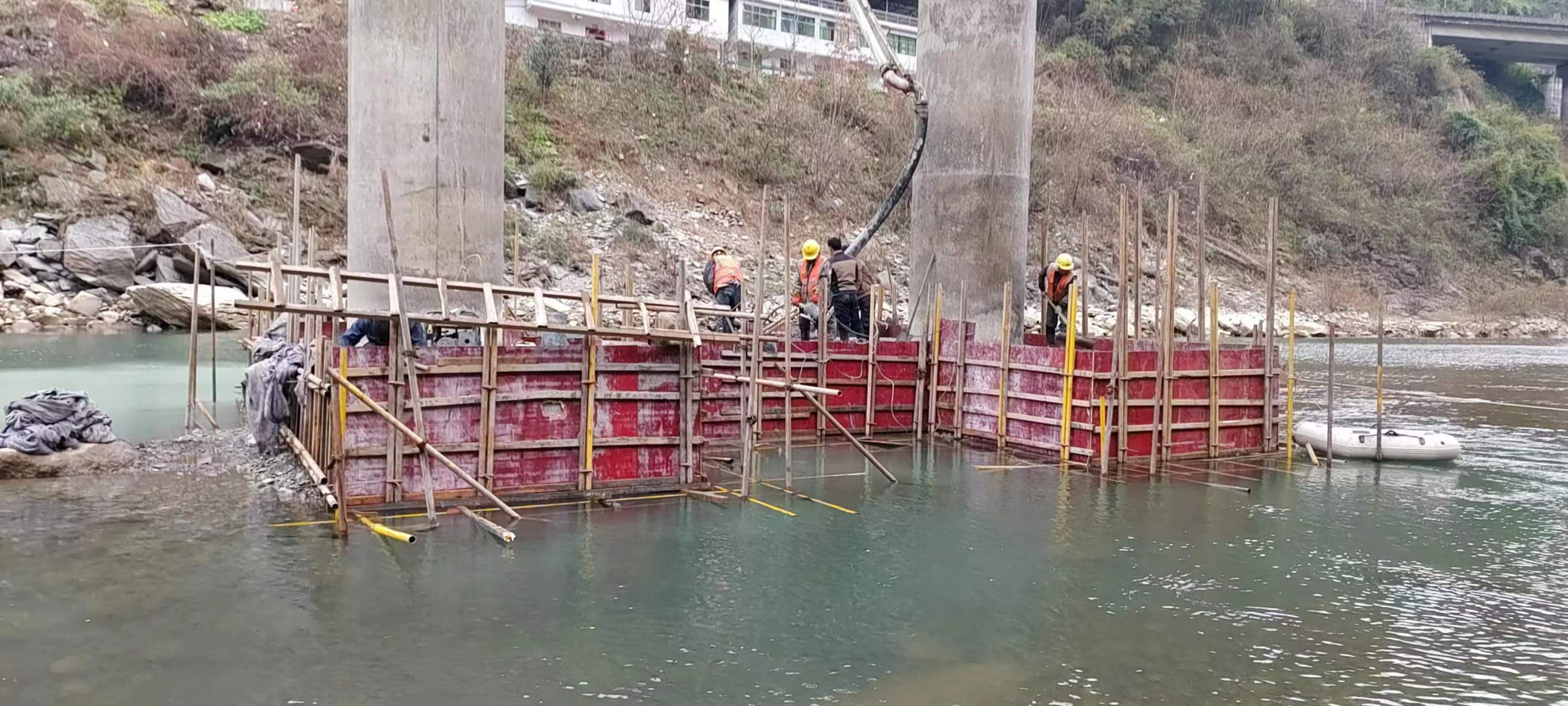 湘西水利工程施工中堤坝渗漏原因以及防渗加固技术